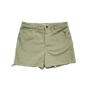 Carve Designs Oahu 4” Corduroy Raw Hem Shorts Size 8 Sage Green Coastal